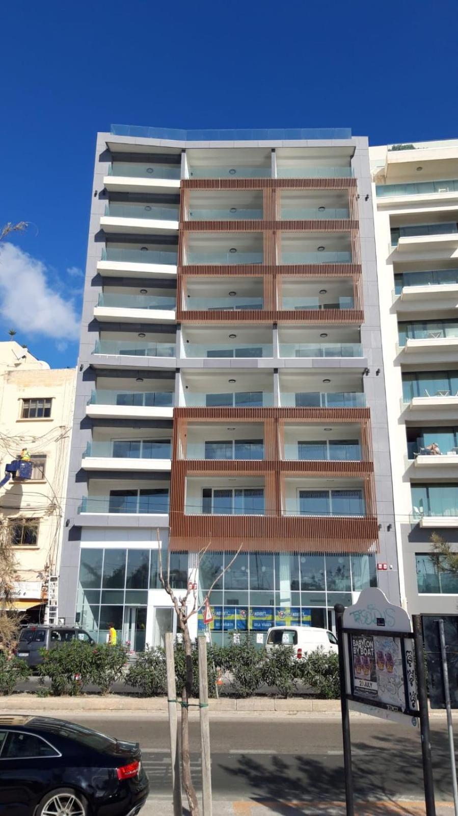 Sea Front Spacious Valletta Views *